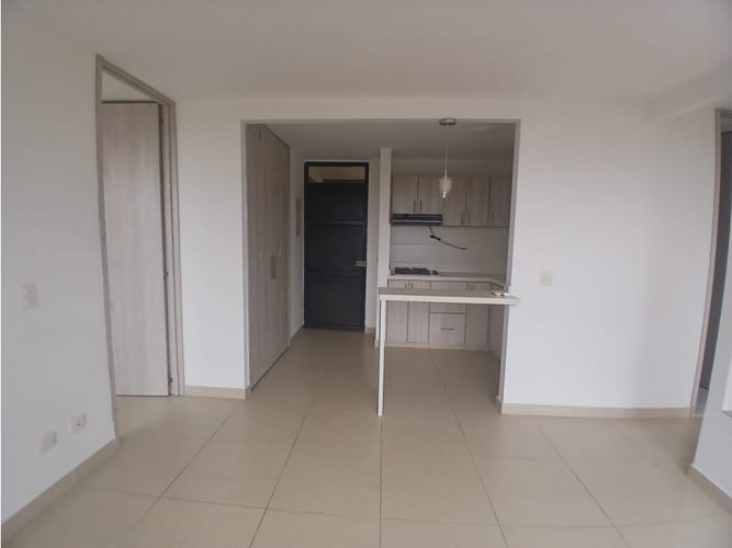 Apartamento de 3 alcobas en arriendo en Las Palmas, Ricaurte, 56 m² · foto 8 de 24