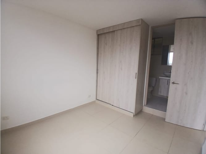 Apartamento de 3 alcobas en arriendo en Las Palmas, Ricaurte, 56 m² · foto 15 de 24