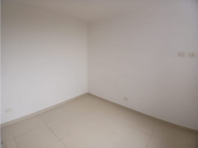 Apartamento de 3 alcobas en arriendo en Las Palmas, Ricaurte, 56 m² · foto 19 de 24