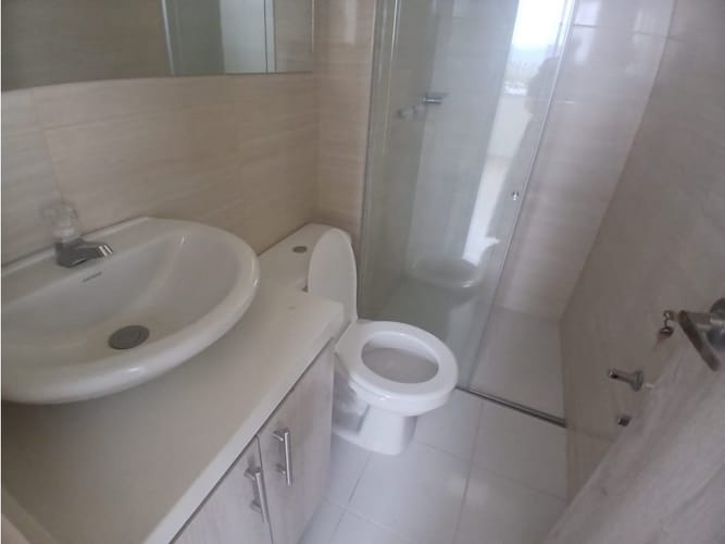 Apartamento de 3 alcobas en arriendo en Las Palmas, Ricaurte, 56 m² · foto 20 de 24