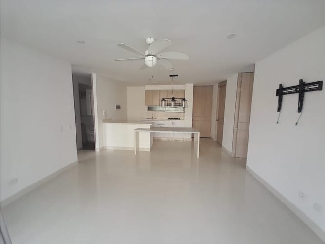 Apartamento de 3 alcobas en arriendo en Ricaurte, 80 m² · foto 3 de 24