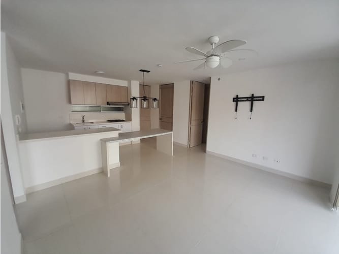 Apartamento de 3 alcobas en arriendo en Ricaurte, 80 m² · foto 4 de 24