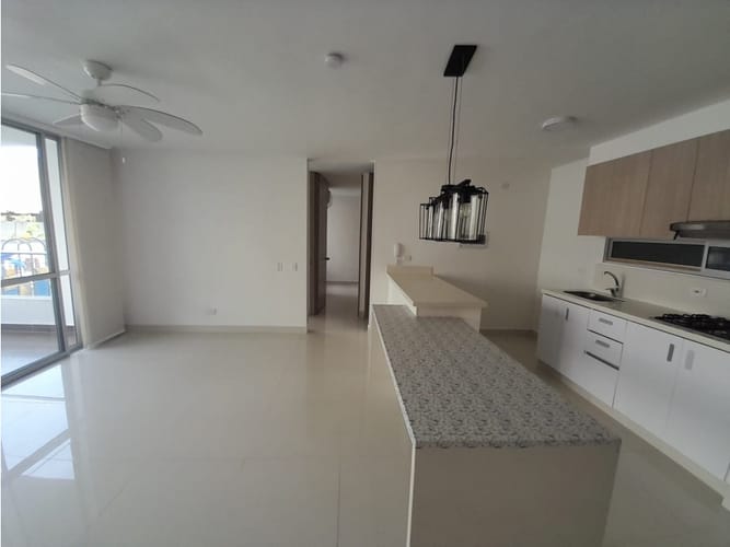 Apartamento de 3 alcobas en arriendo en Ricaurte, 80 m² · foto 5 de 24