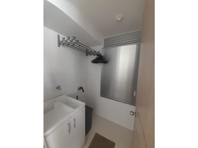 Apartamento de 3 alcobas en arriendo en Ricaurte, 80 m² · foto 10 de 24