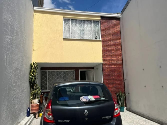 Casa de 3 alcobas en venta en Nueva Marsella, Bogotá, 93 m² · foto 2 de 19