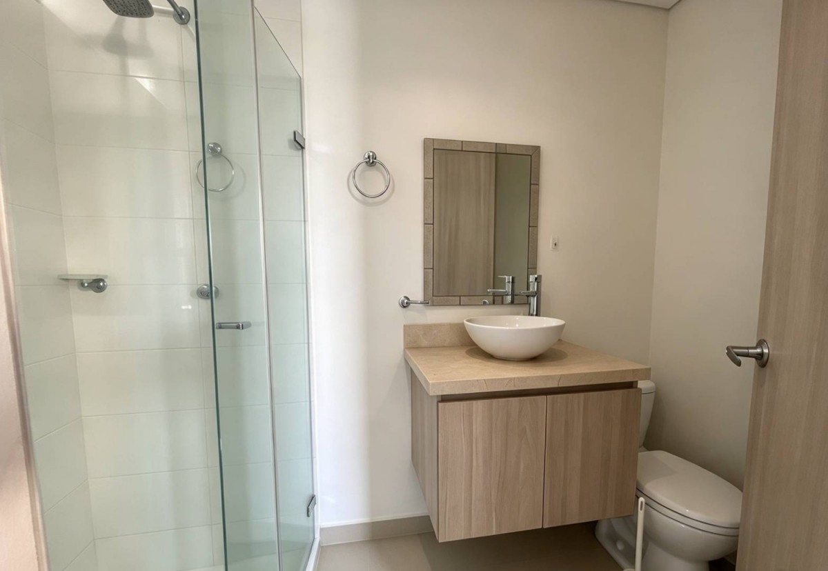 Apartamento en arriendo en Manga, Cartagena · foto 9 de 11