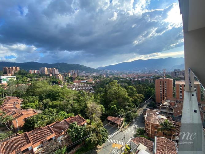Apartamento de 3 alcobas en venta en Loma El Atravesado, Envigado, 99 m² · foto 10 de 24