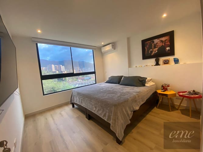 Apartamento de 3 alcobas en venta en Loma El Atravesado, Envigado, 99 m² · foto 18 de 24