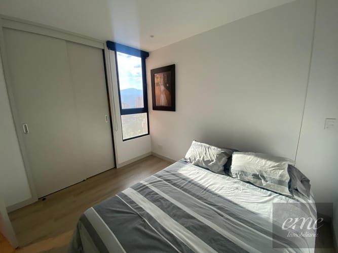 Apartamento de 3 alcobas en venta en Loma El Atravesado, Envigado, 99 m² · foto 21 de 24