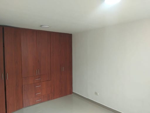 Apartamento de 3 alcobas en arriendo en La Prosperidad, Madrid, 60 m² · foto 24 de 24