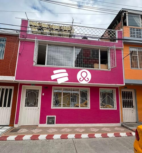 Casa de 7 alcobas en venta en Corredor Ferreo Del Sur, Bogotá, 102 m² · foto 1 de 17
