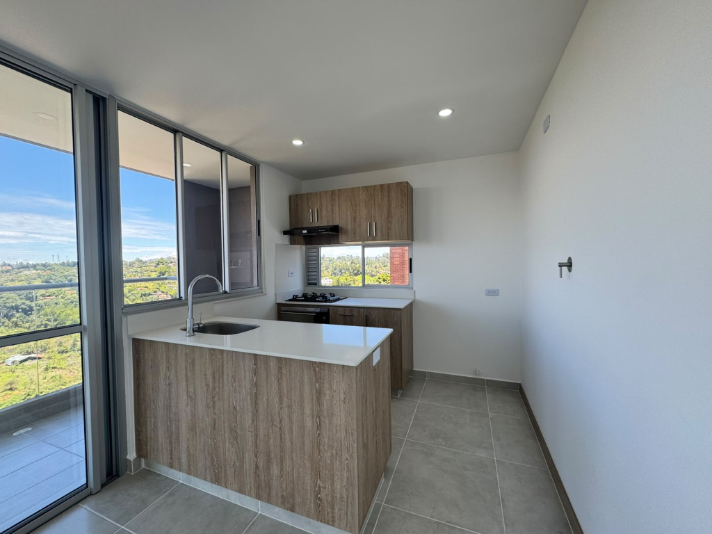 Apartamento en arriendo en Santa Ana, Rionegro · foto 3 de 15