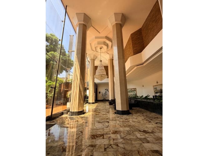 Apartamento de 3 alcobas en venta en Santa Teresita, Cali, 200 m² · foto 9 de 24
