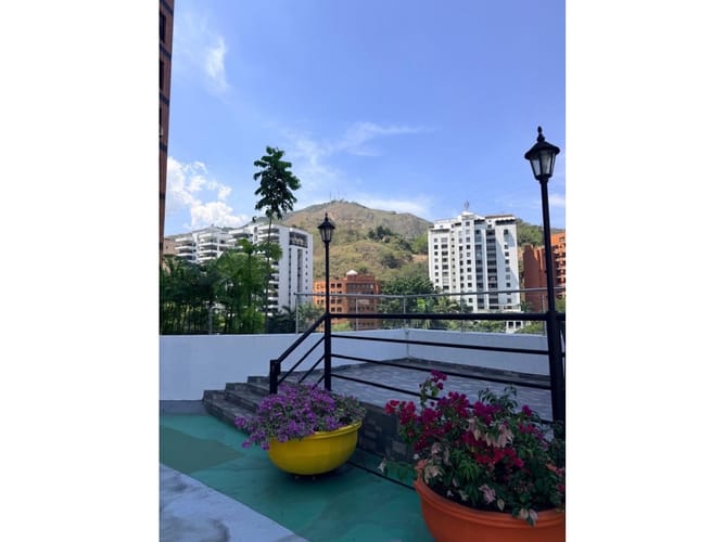 Apartamento de 3 alcobas en venta en Santa Teresita, Cali, 200 m² · foto 15 de 24