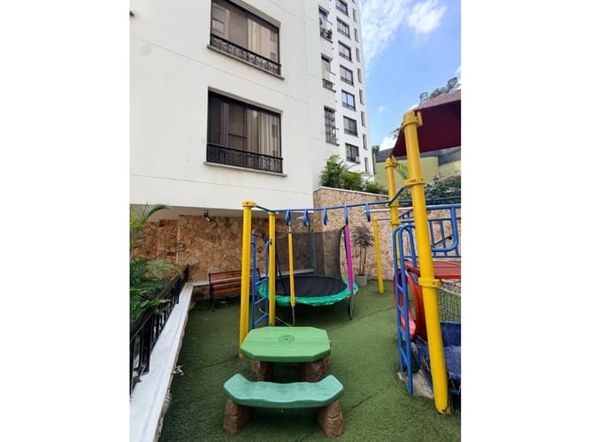 Apartamento de 3 alcobas en venta en Santa Teresita, Cali, 147 m² · foto 7 de 24