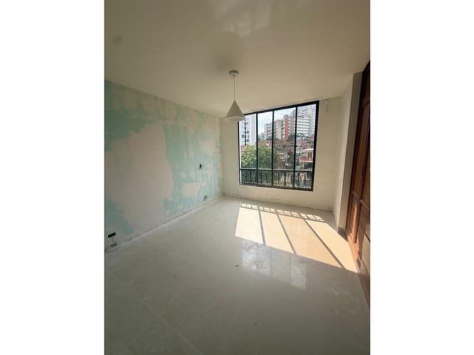 Apartamento de 3 alcobas en venta en Santa Teresita, Cali, 147 m² · foto 13 de 24