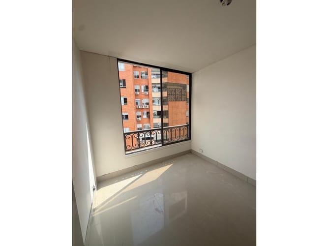 Apartamento de 3 alcobas en venta en Santa Teresita, Cali, 147 m² · foto 19 de 24