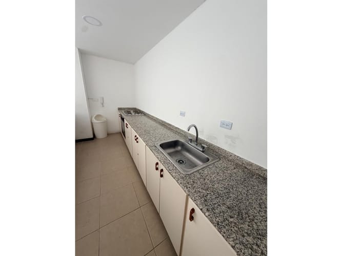 Apartamento de 3 alcobas en venta en Santa Teresita, Cali, 147 m² · foto 24 de 24