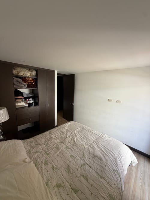 Apartamento de 3 alcobas en venta en Chapinero, Bogotá, 88 m² · foto 2 de 10