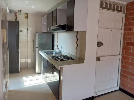 Apartamento de 3 alcobas en arriendo en El Carmelo, Bogotá, 45 m² · foto 7 de 24