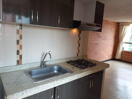 Apartamento de 3 alcobas en arriendo en El Carmelo, Bogotá, 45 m² · foto 8 de 24