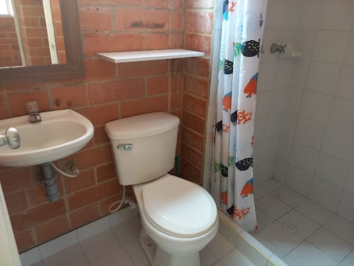 Apartamento de 3 alcobas en arriendo en El Carmelo, Bogotá, 45 m² · foto 12 de 24