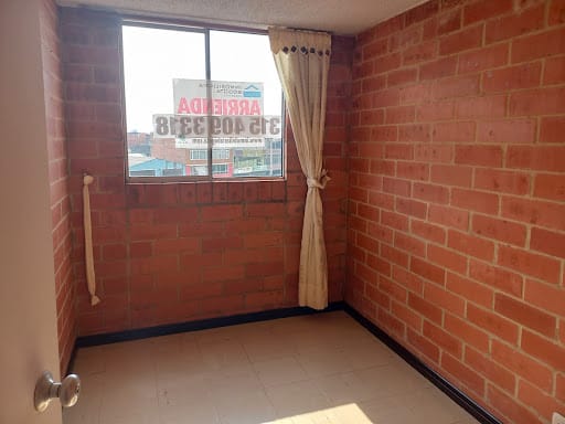 Apartamento de 3 alcobas en arriendo en El Carmelo, Bogotá, 45 m² · foto 16 de 24