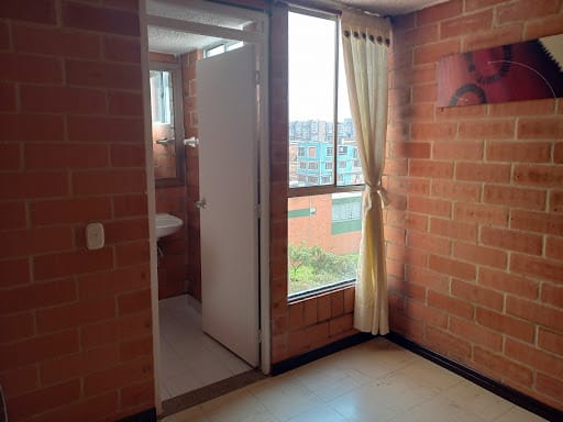 Apartamento de 3 alcobas en arriendo en El Carmelo, Bogotá, 45 m² · foto 20 de 24