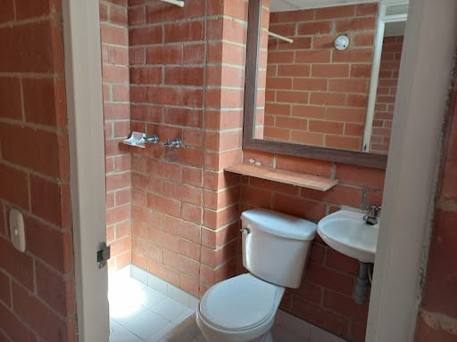 Apartamento de 3 alcobas en arriendo en El Carmelo, Bogotá, 45 m² · foto 21 de 24