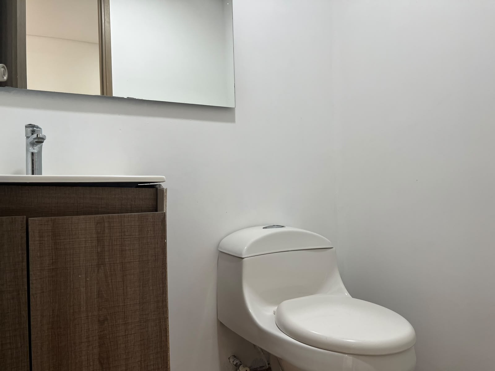 Apartamento en arriendo en Loma Benedictinos, Envigado · foto 15 de 16