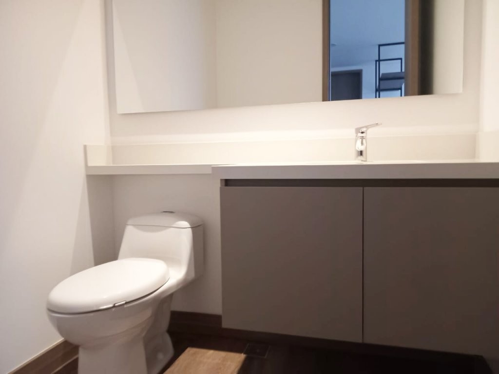 Apartamento en arriendo en El Poblado, Medellín · foto 16 de 17
