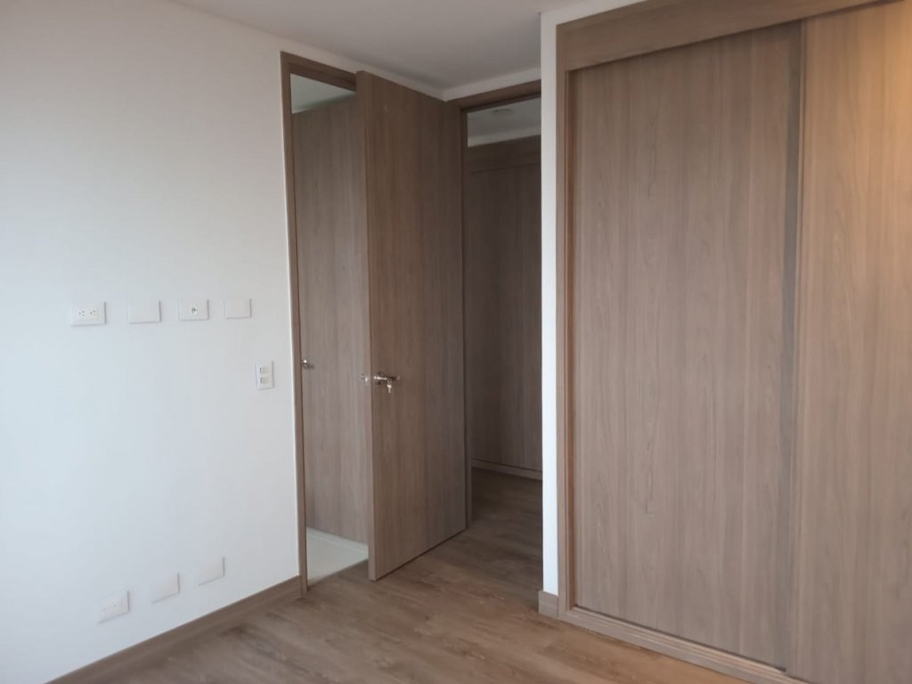 Apartamento en arriendo en El Poblado, Medellín · foto 13 de 17