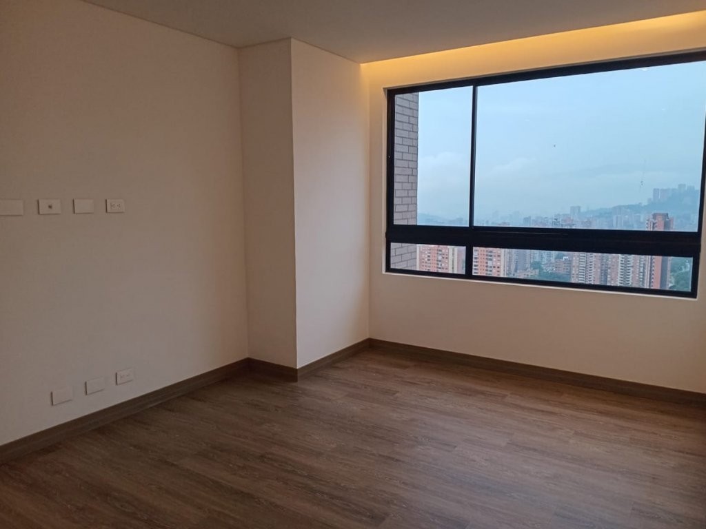Apartamento en arriendo en El Poblado, Medellín · foto 10 de 17