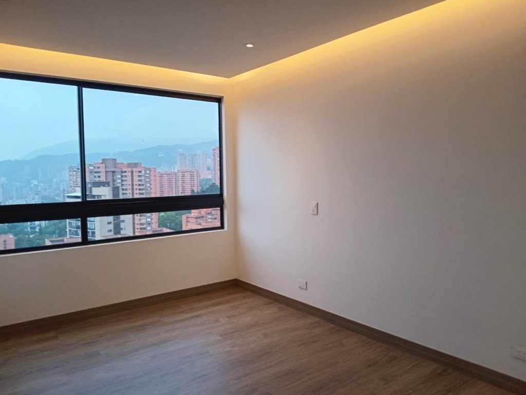 Apartamento en arriendo en El Poblado, Medellín · foto 9 de 17