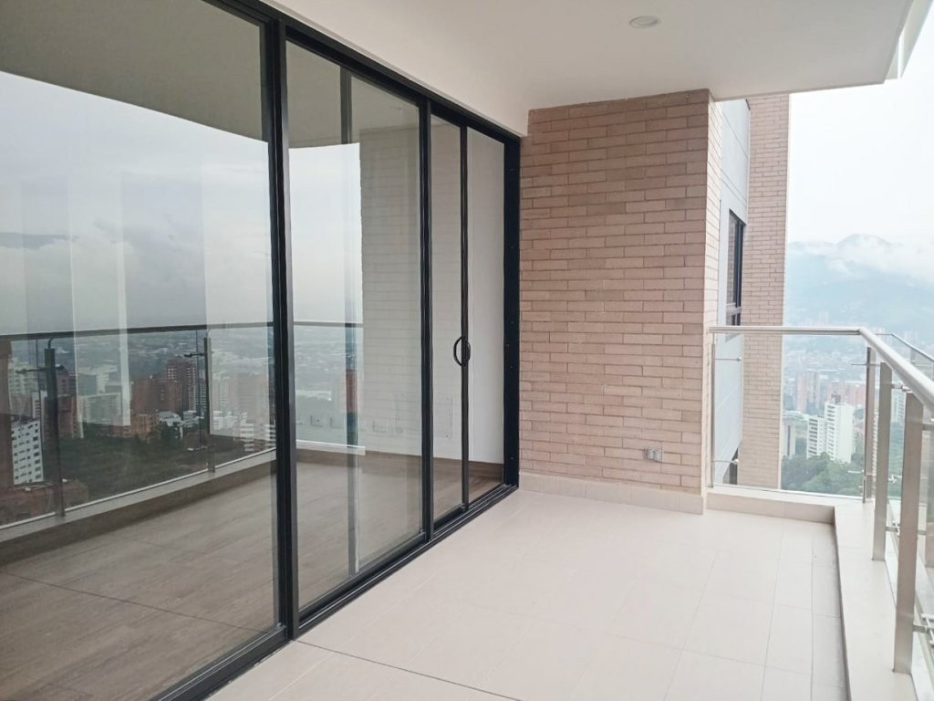 Apartamento en arriendo en El Poblado, Medellín · foto 17 de 17