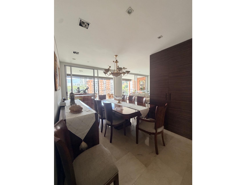 Apartamento en venta en Normandia, Cali · foto 4 de 24