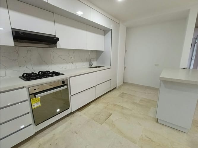 Apartamento en venta en La Castellana, Medellín · foto 5 de 20