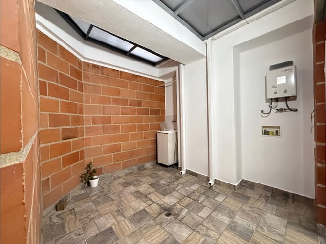 Apartamento en venta en La Castellana, Medellín · foto 7 de 20