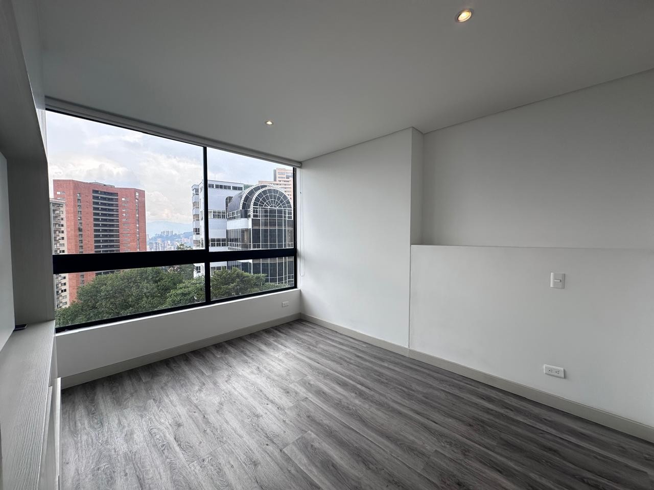 Apartamento en arriendo en El Poblado, Medellín · foto 9 de 16