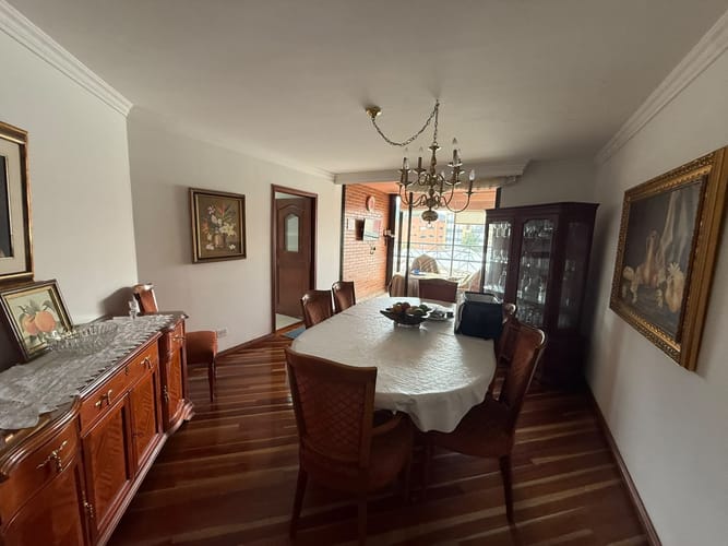 Apartamento de 3 alcobas en venta en Santa Barbara Occidental, Bogotá, 154 m² · foto 4 de 18