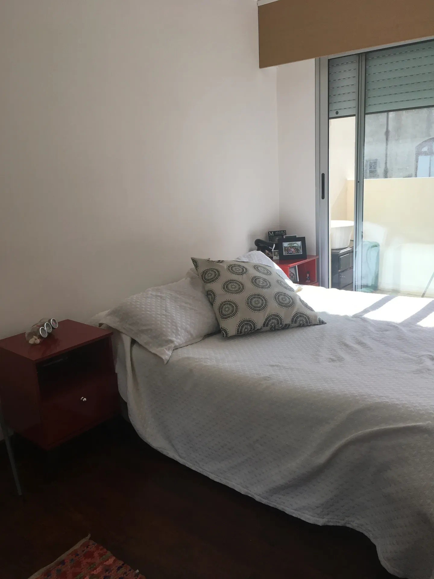 ALQUILER EN POCITOS DE 1 DORMITORIO MAS GARAJE INLCUIDO, PISO 4 AL FRENTE, 2 TERRAZAS, PORTERIA 24HS · Foto 7