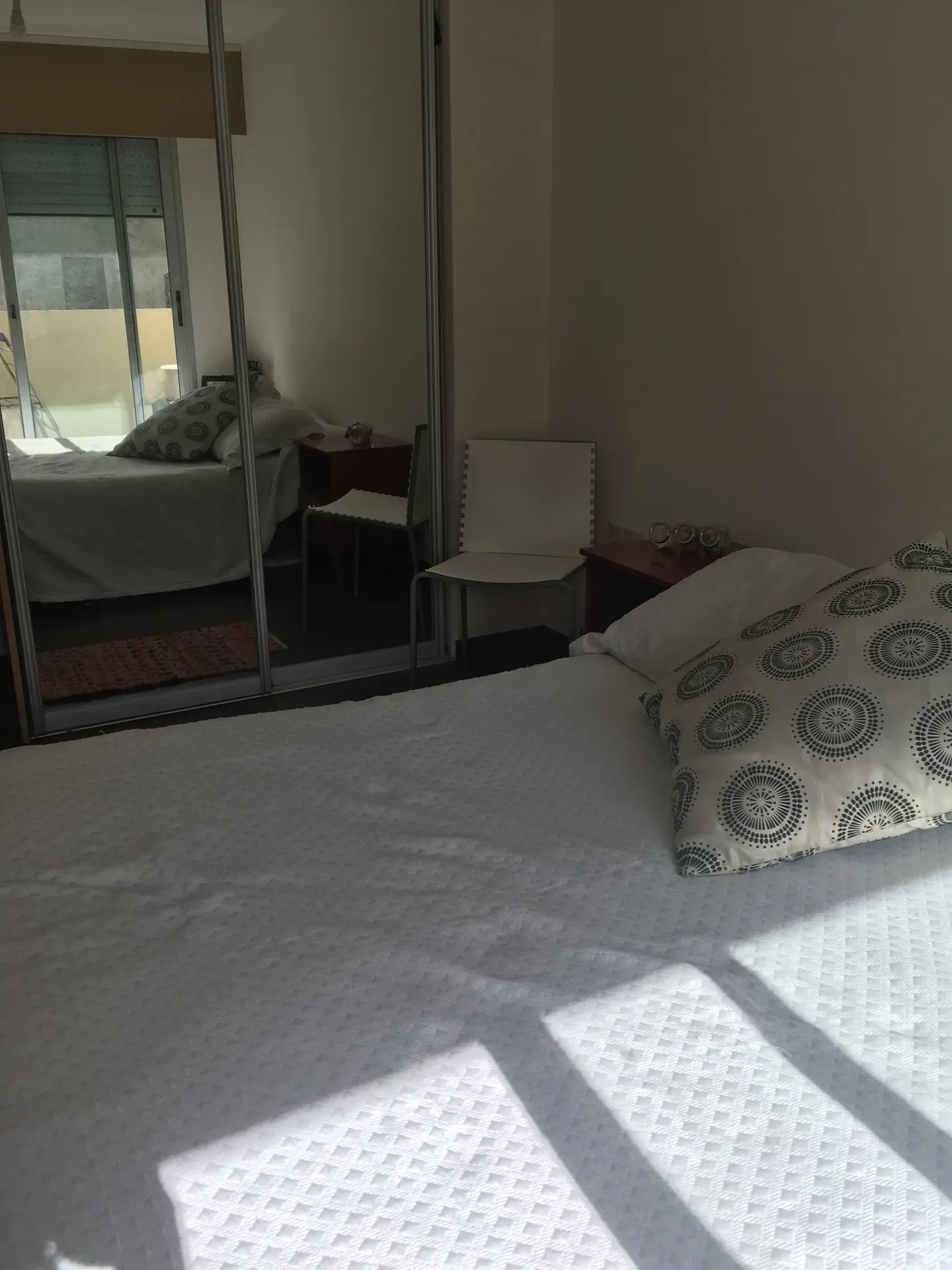 ALQUILER EN POCITOS DE 1 DORMITORIO MAS GARAJE INLCUIDO, PISO 4 AL FRENTE, 2 TERRAZAS, PORTERIA 24HS · Foto 6
