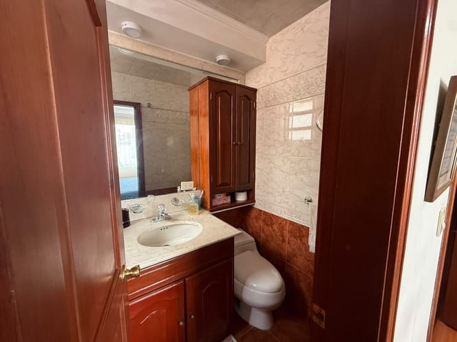Apartamento de 3 alcobas en venta en Santa Barbara Occidental, Bogotá, 154 m² · foto 8 de 18