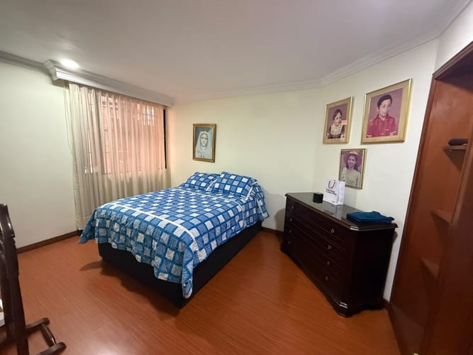 Apartamento de 3 alcobas en venta en Santa Barbara Occidental, Bogotá, 154 m² · foto 9 de 18