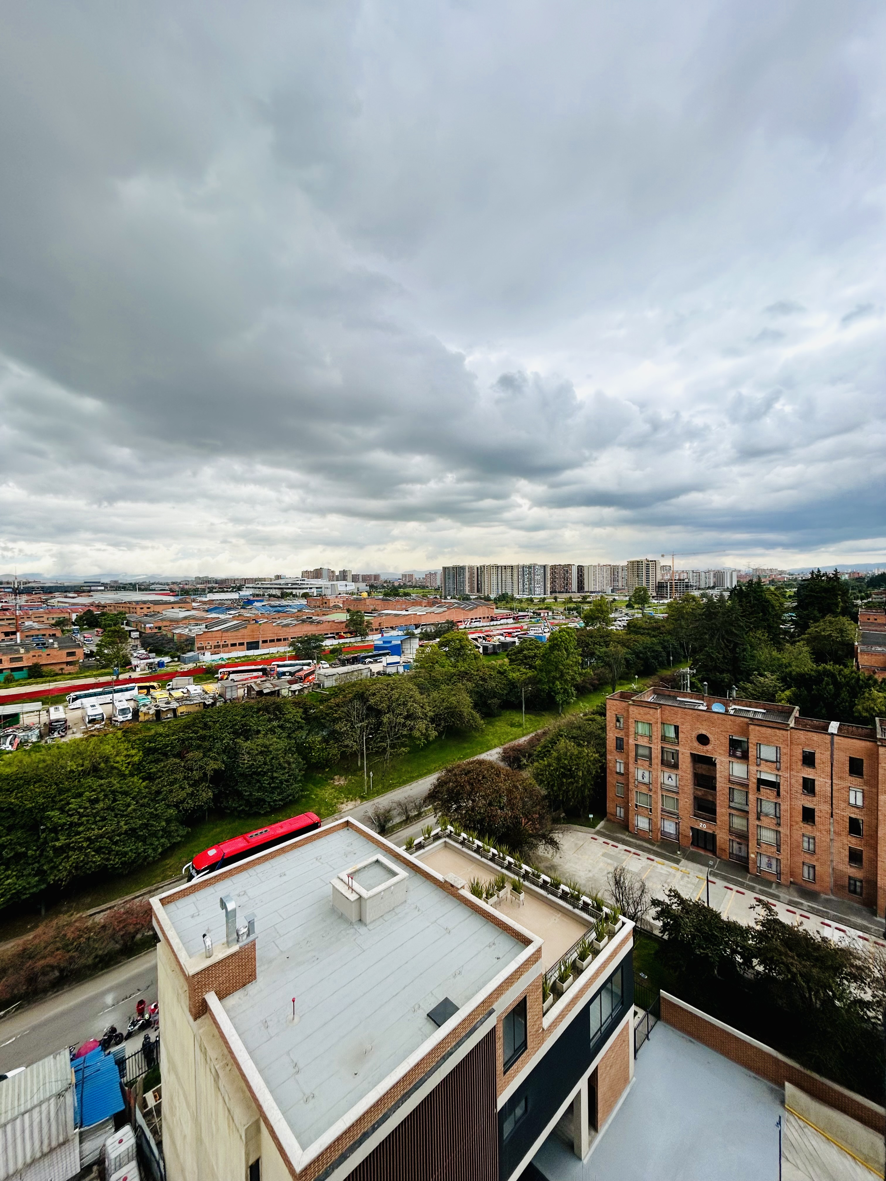 Apartamento en venta en Ciudad Salitre, Bogotá · foto 5 de 12