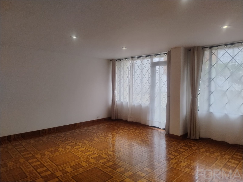 Apartamento en arriendo en Villa Magdala, Bogotá · foto 4 de 21