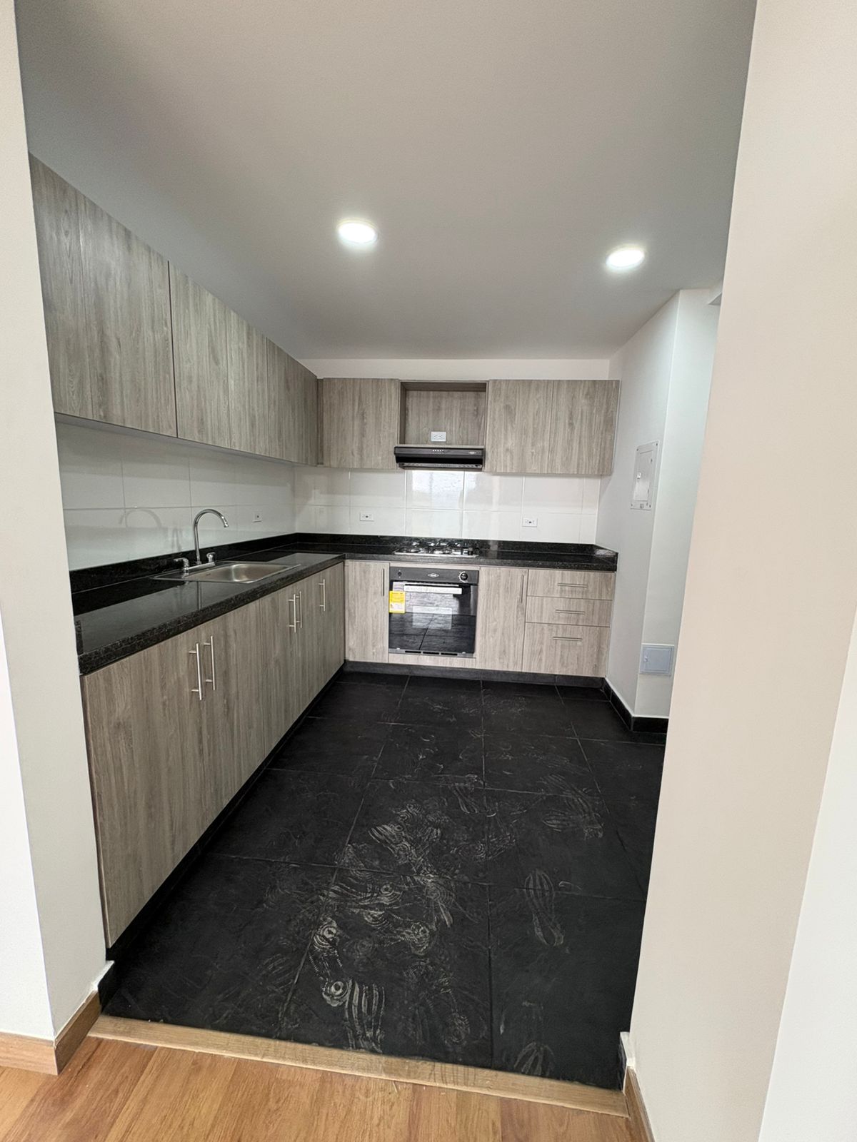 Apartamento en venta en Barrios Unidos, Bogotá · foto 3 de 18