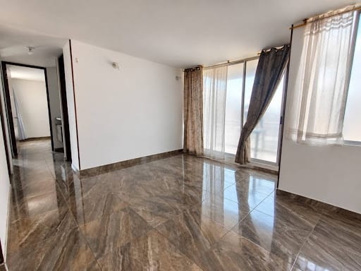 Apartamento de 3 alcobas en arriendo en Condominio Campestre Alhambra, Madrid, 76 m² · foto 3 de 19