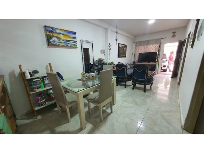 Casa de 7 alcobas en venta en Calima, Cali, 189 m² · foto 3 de 24