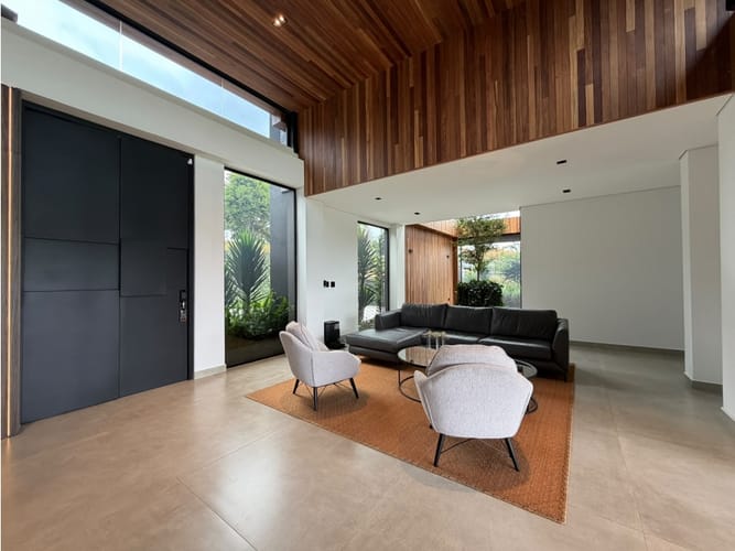 Casa de 4 alcobas en venta en Las Palmas, Medellín, 700 m² · foto 7 de 24